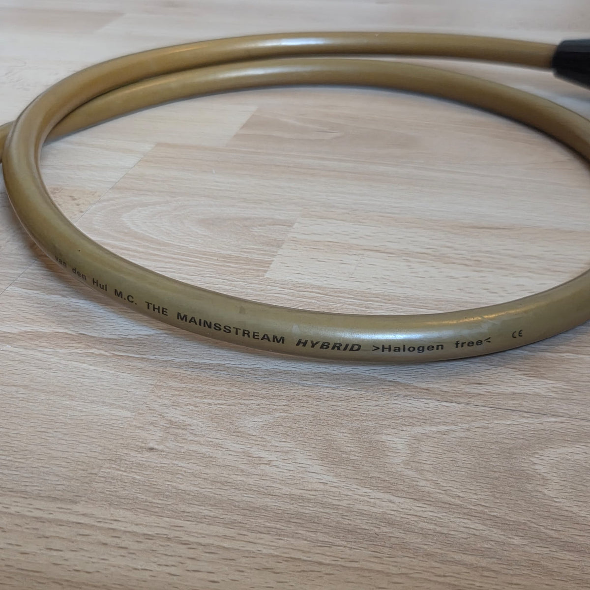 Van den Hul The Mainstream Hybrid AC power cable - 1.5 meter